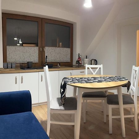 Pokoj Z Aneksem Kuchennym Живец Экстерьер фото